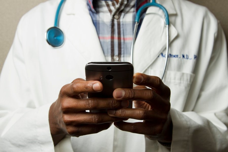 Real doctor teleconsultation